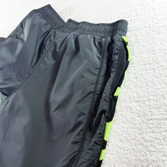 Nike Sportswear N.Y.C. Parks Men’s Fleece Jogger Action Green Black - US S - Picture 10 of 16